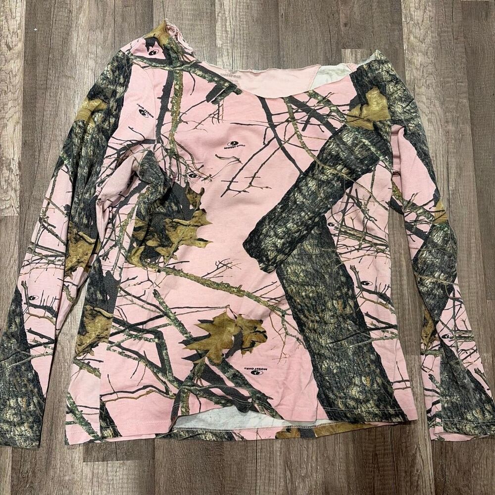 Mossy Oak Pink Off The Shoulder Realtree Camo Top